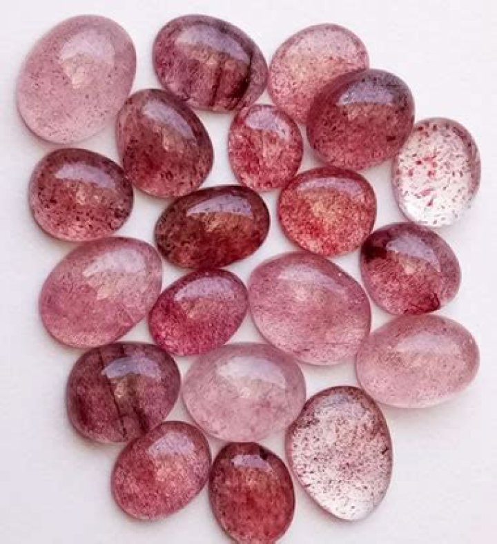 What is strawberry quartz?